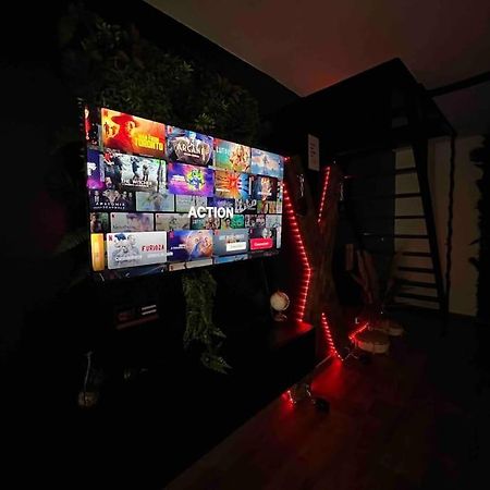 Red Love-Room / Balneo & Plus ! Souppes-sur-Loing Екстер'єр фото